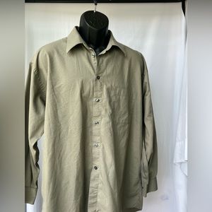Claiborne Olive green dress shirt in excellent condition. Size 17/32/33